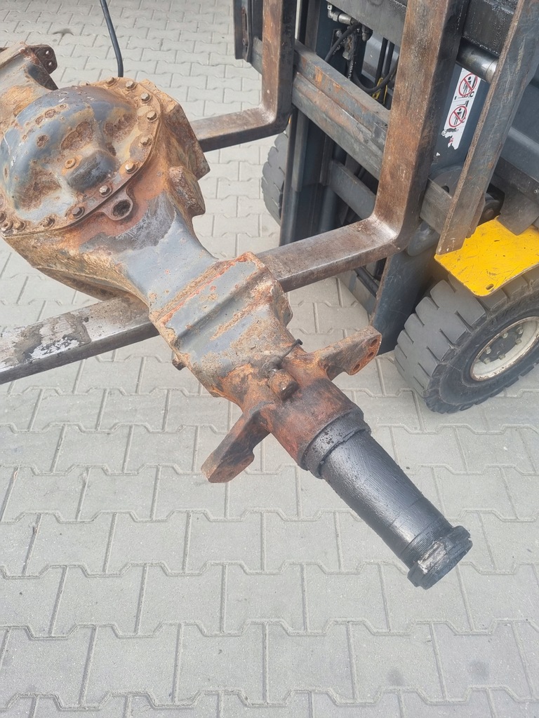 фото №5, Корпус вкладыш головка мост балка моста oś задняя renault midlum dci 180 r 17.5