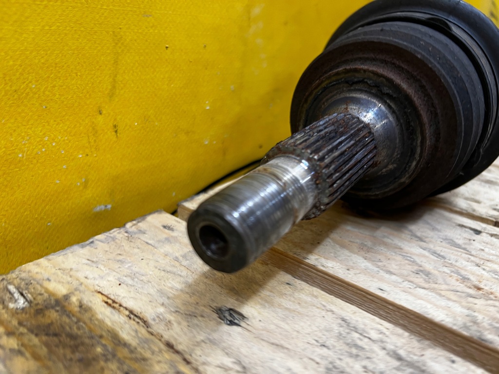 фото №4, Привідний вал перед лівий ліва citroen c4 picasso ii peugeot 308 ii