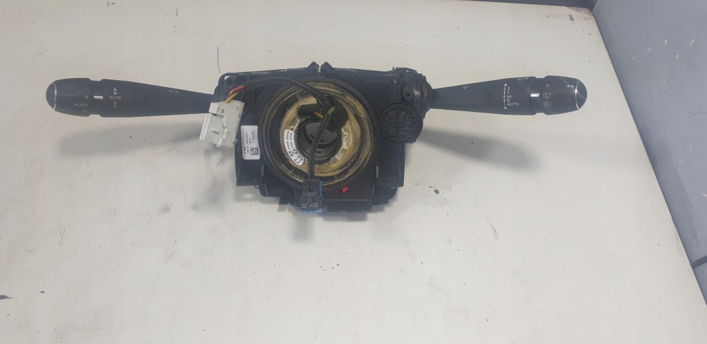 фото №1, Citroen ds4 перемикач комбінований 98000223zd