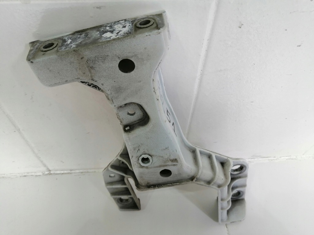 фото №3, Кронштейн кронштейн jaguar f-pace