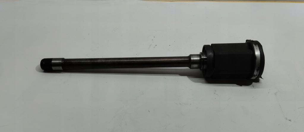 фото №1, Bmw e90 e91 привідний вал права перед передня 7529390