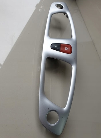 фото №1, Scenic iii выключатель аварийных рамка 8200214896a