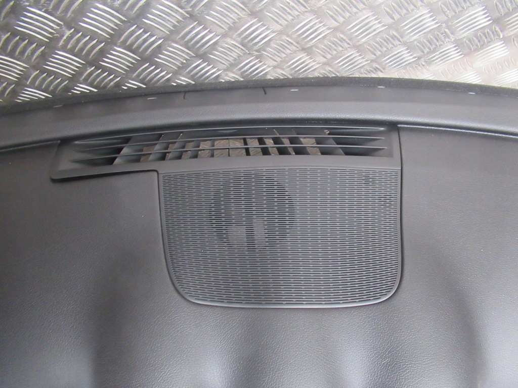 фото №10, Mercedes c-klasa w206 панель приладів консоль подушки безпеки ремені комплект orginal