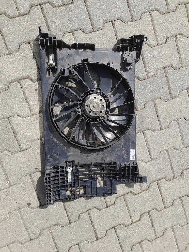 фото №1, Вентилятор радіатора 8240486 renault megane ii