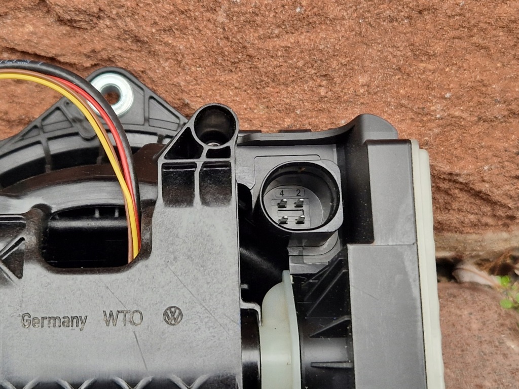 фото №3, Камера заднего вида vw t-roc 2ga