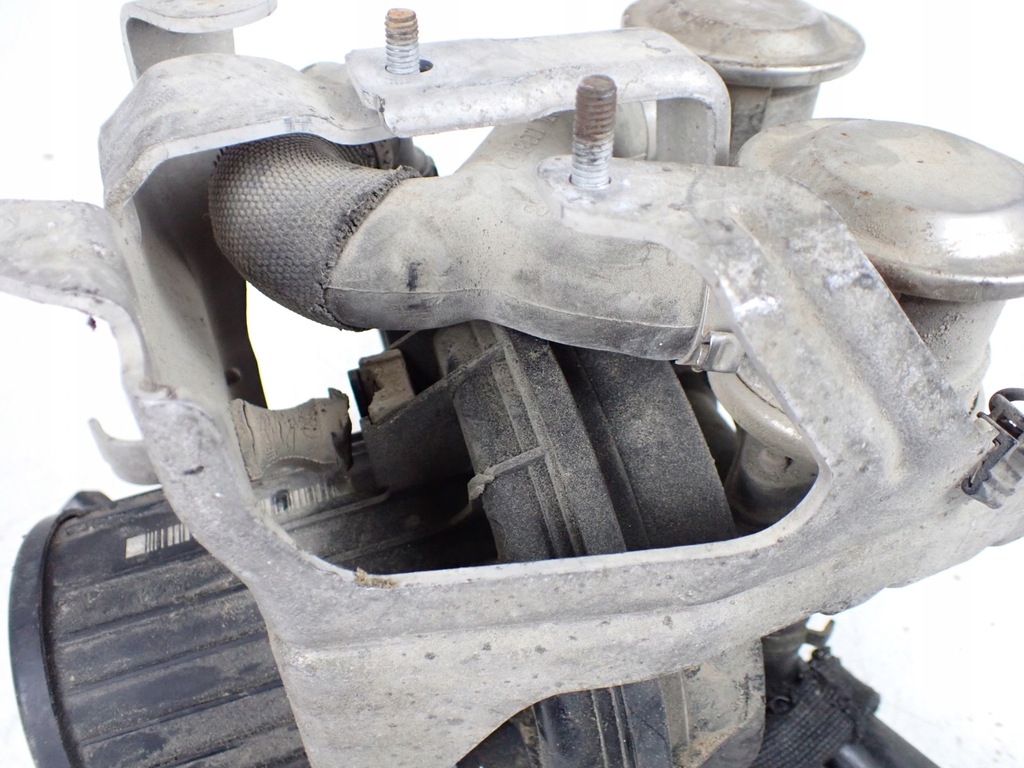 фото №9, Насос воздуха вторичного audi a8 s8 d3 5.2 fsi 07l959253a