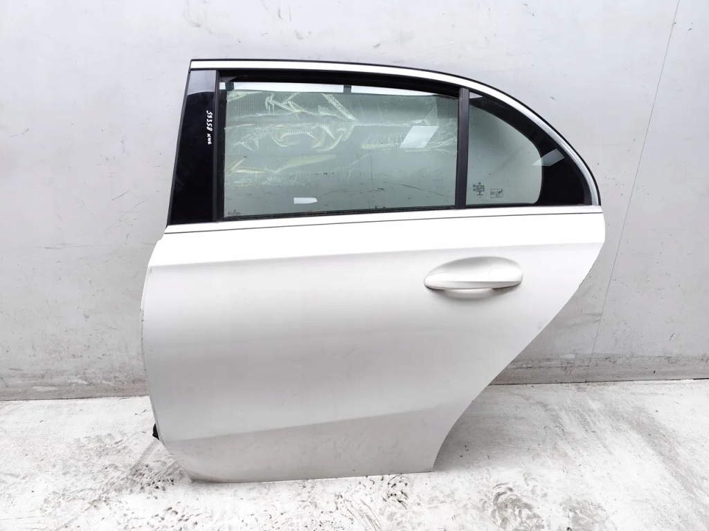 Купити Mercedes-benz a-class двері задні лівий 2019 хетчбек 4/5dr білий 18-24