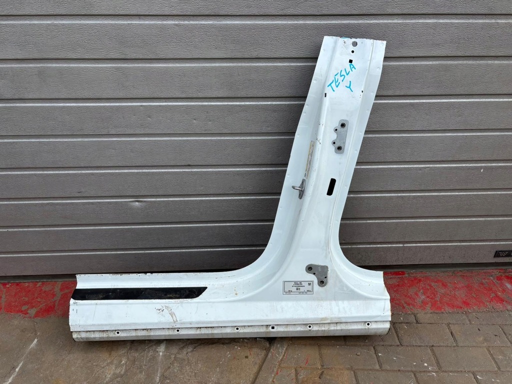 фото №1, Tesla model y блок двигуна поріг лівий 2024r.