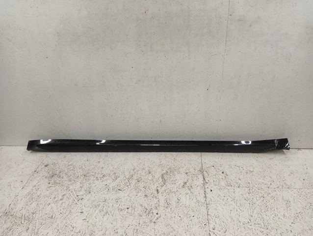 фото №1, Молдинг порог правая порог правый bmw m4 g82 2020-