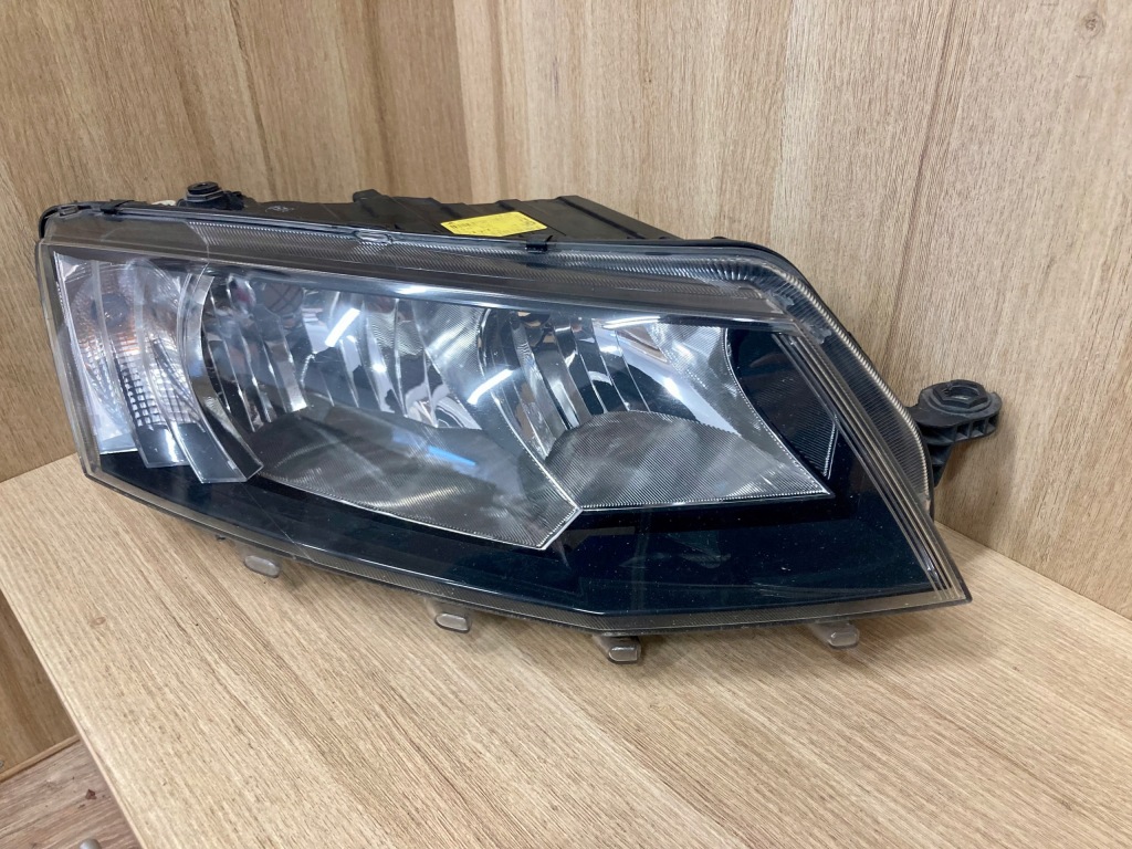 фото №1, Skoda octavia iii лампа фара правий