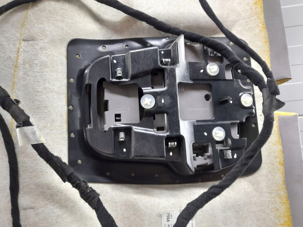 Купити Alfa romeo stelvio 01561298590e стеля