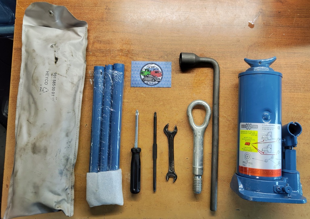 фото №1, Домкрат подъемник vw crafter sprinter 906 a9065800018 2.6t