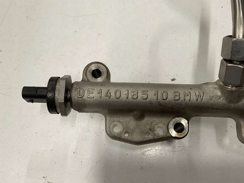 Молдинг впрыскная mini cooper f55/f56 1.5 бензин 8665631 9.011 Цена