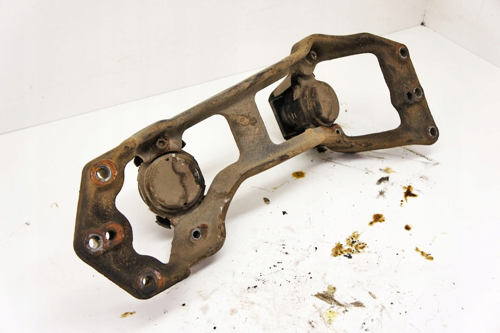 фото №6, Ir460 bentley flying spur i кронштейн кронштейн коробки