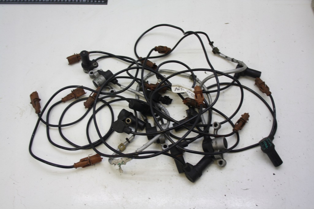 фото №13, Датчик положення вала alfa romeo 147 156 1,6 1,8 2,0 t.spark 0261210160