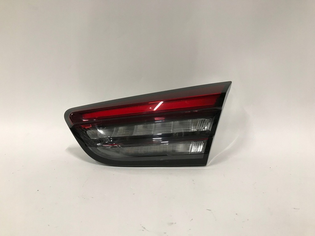 фото №1, Maserati ghibli lift 21- лампа задня права внутрішня led світла eu