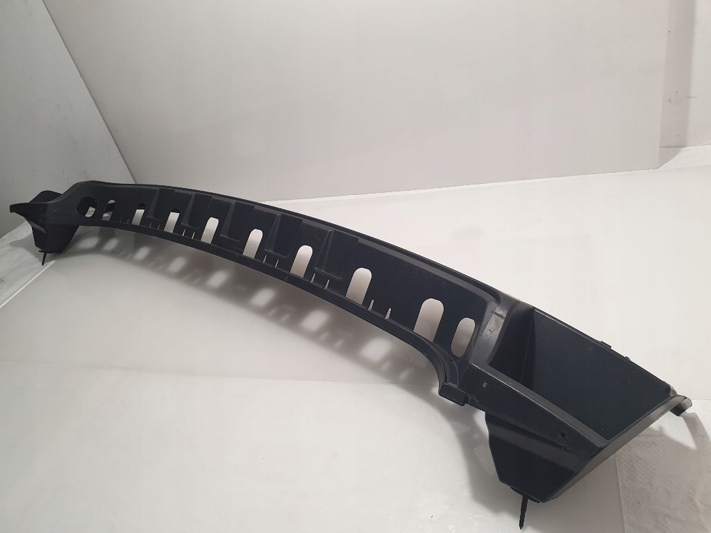 фото №5, Mercedes w251 r-klasa pas кронштейн бампера задня