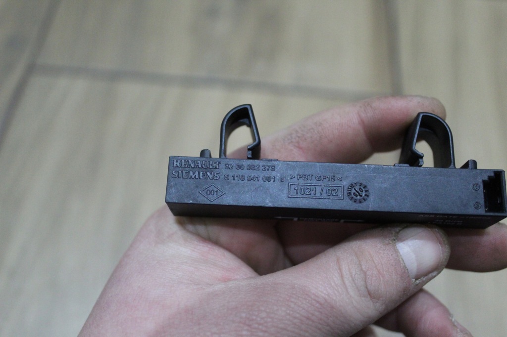 Датчик hands free renault scenic 2 8200082278 в Україні