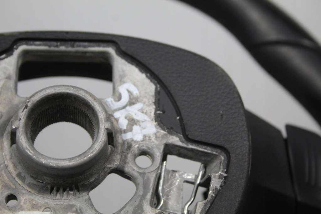 фото №11, Воздуховод мультифункция vw golf vi 6 5k7 cabrio