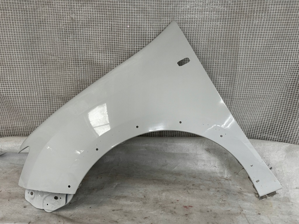 фото №1, Dacia sandero stepway 12- лівий передній крила