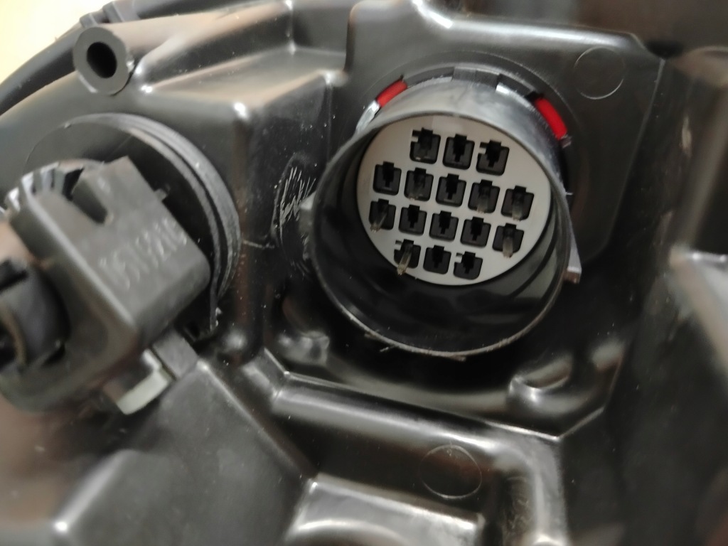 фото №14, Land rover discovery v full led 7 pinów лампа права ліва