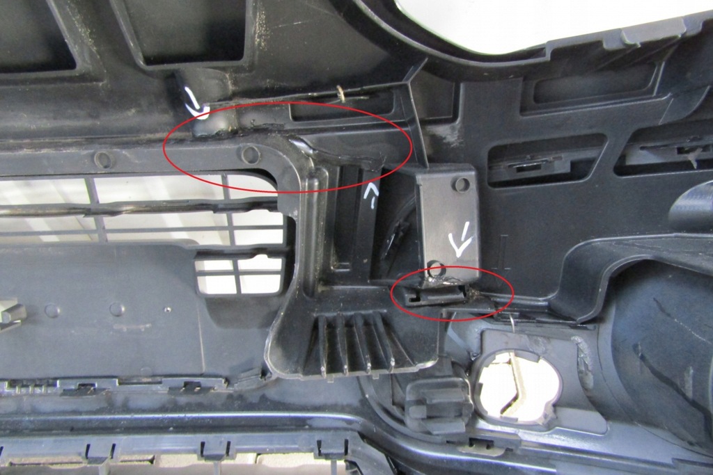 фото №12, Бампер перед передній citroen c3 picasso 08-12