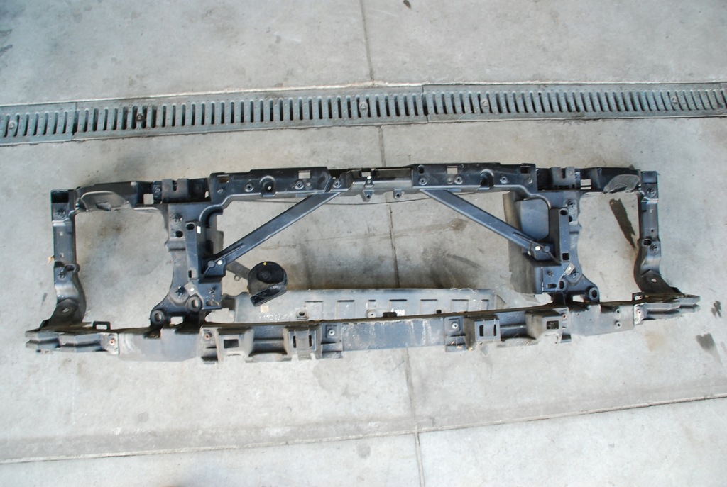 фото №4, Land rover discovery iii pas передний панель фары