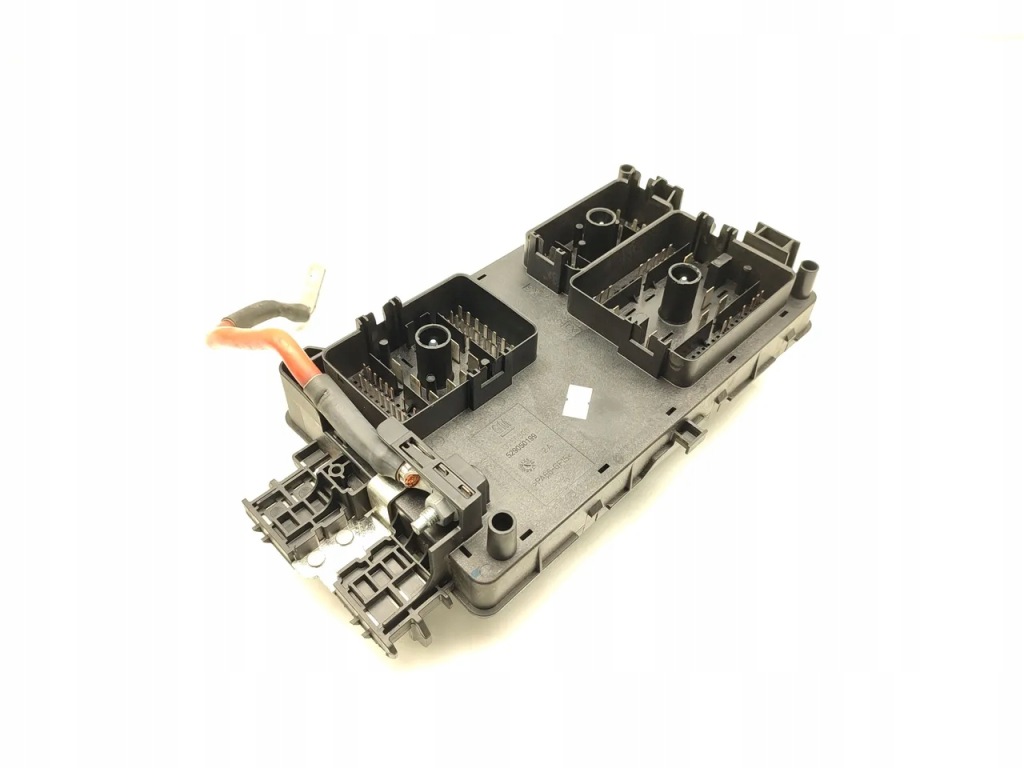 Vauxhall insignia рамка / модуль предохранителей 1.6 cdti дизель 13255300 2017 в Украине