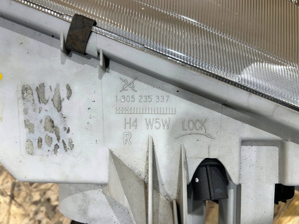 фото №10, Mazda 323p v 5 ba 97-00 лампа права перед передня