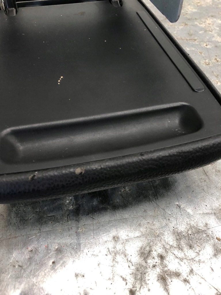 фото №5, Подлокотник кожа vw sharan 7n