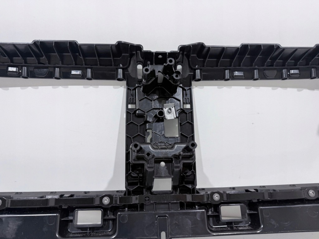 Bmw i4 4 g22 g23 g26 усилитель верхний накладка поперечина передний 949881716 bmw Киев