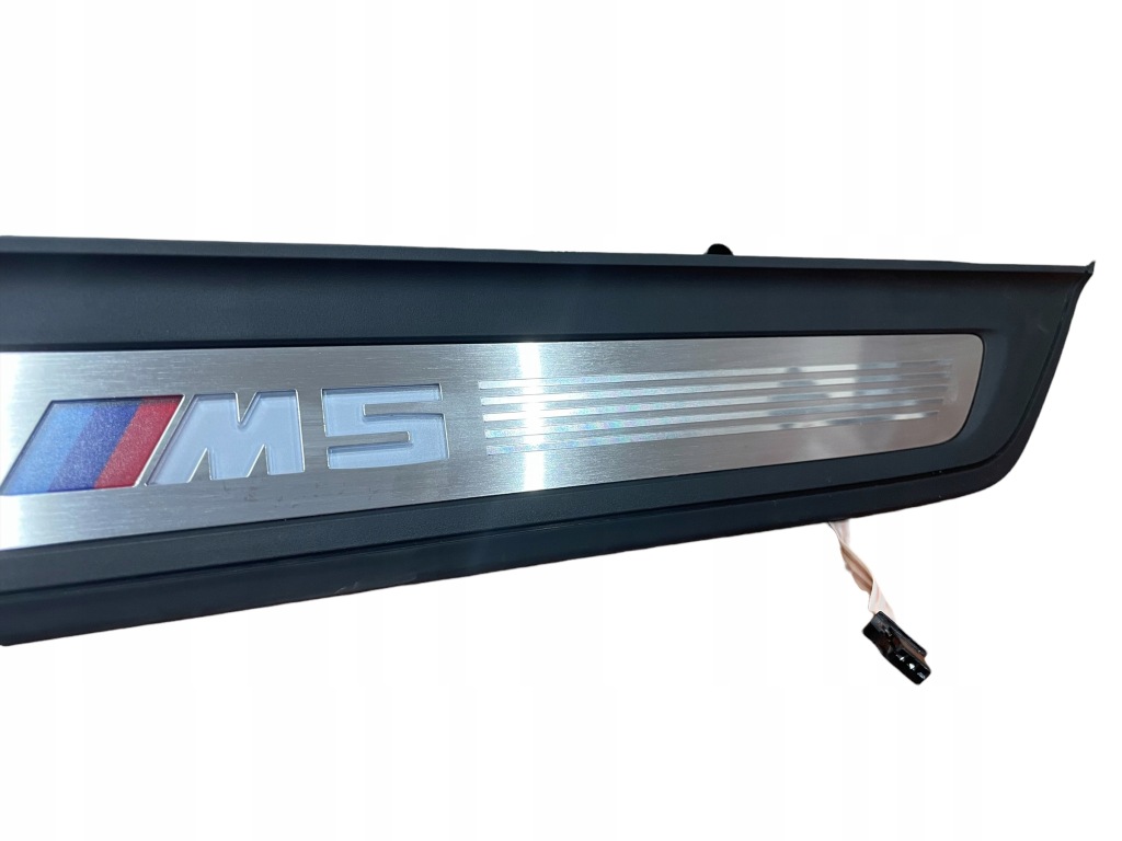 фото №3, Молдинг поріг підсвічена перед bmw m5 f90