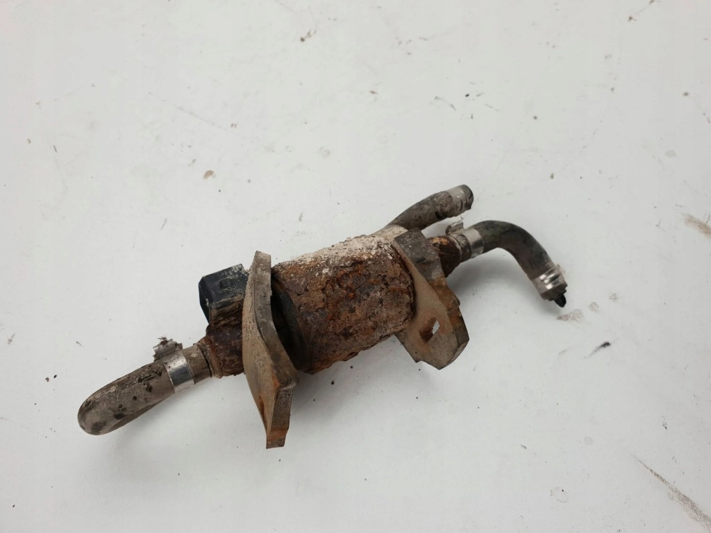 фото №1, Помпа топлива webasto bmw 7 e65 e66 8379877