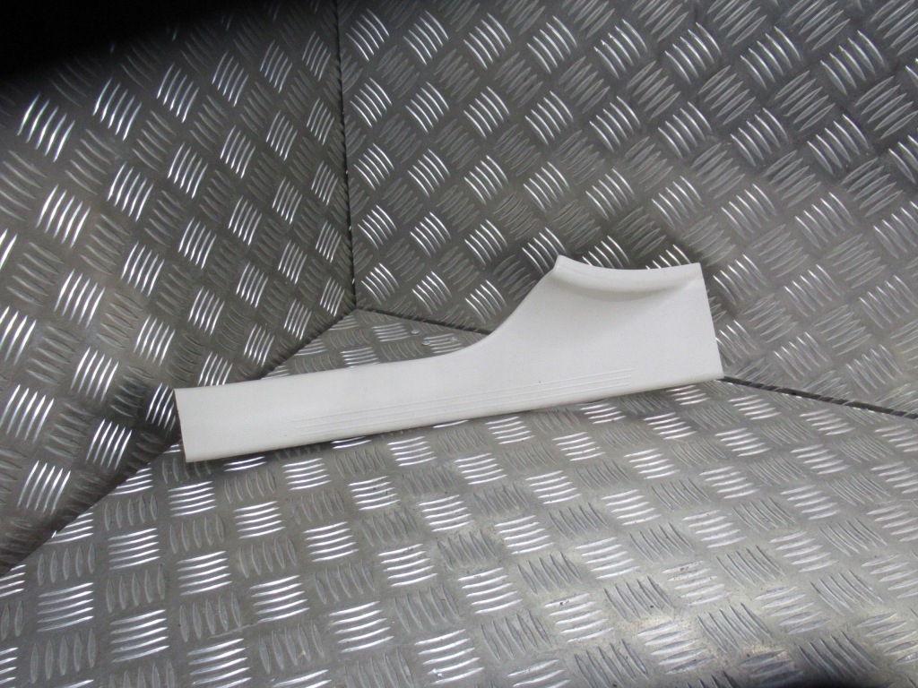 фото №1, Защита заглушка порог mercedes-benz оригинальный номер a2136808502