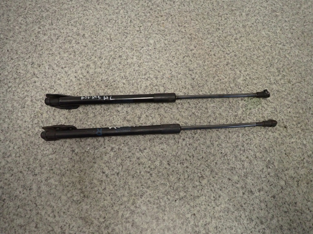 фото №1, Toyota auris e15 06- амортизаторы крышки амортизаторы