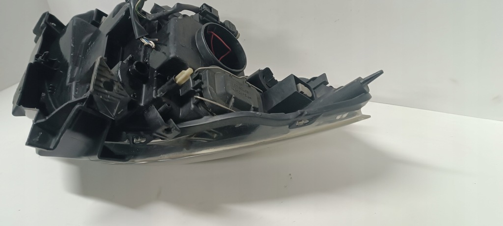 фото №12, Renault clio 3 iii 8200865604 лампа правая перед передняя eu