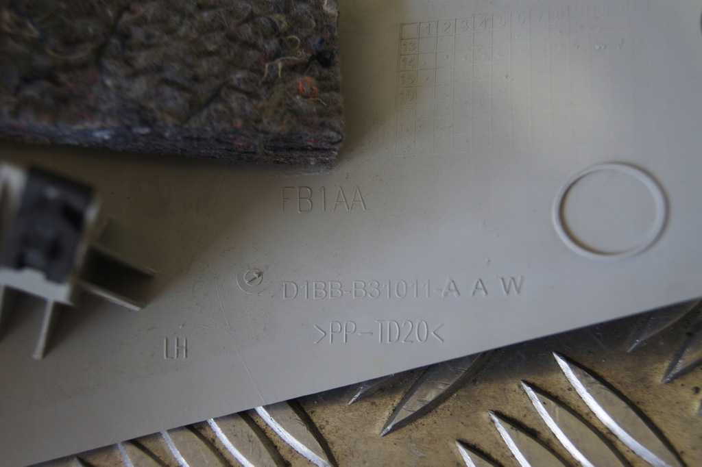 фото №11, Захист обшивка стійка fiesta mk7 лівий задня