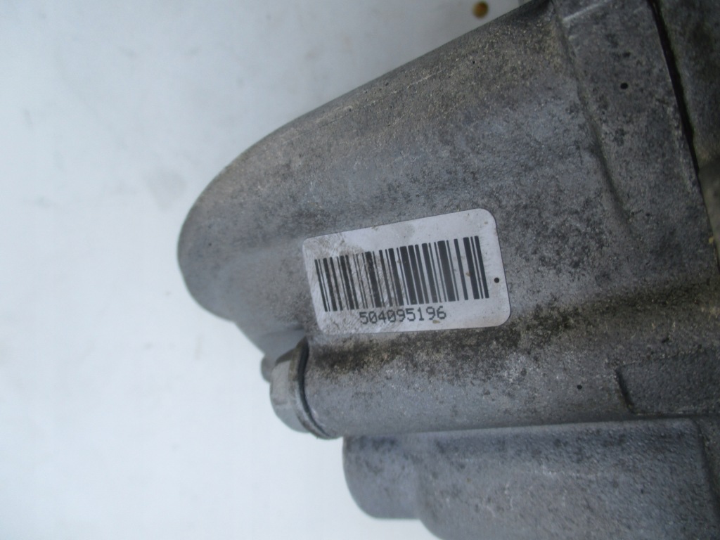 фото №4, Основание фильтра масла iveco daily iv v vi 3.0 hpi