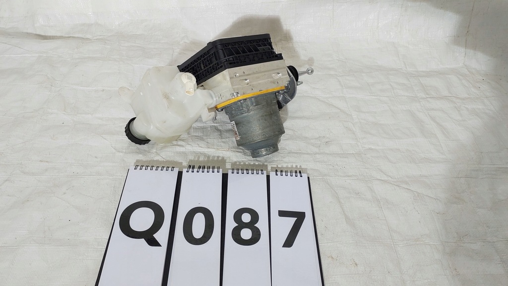 фото №11, Bmw 7 g70 насос abs тормоза 5a8b102