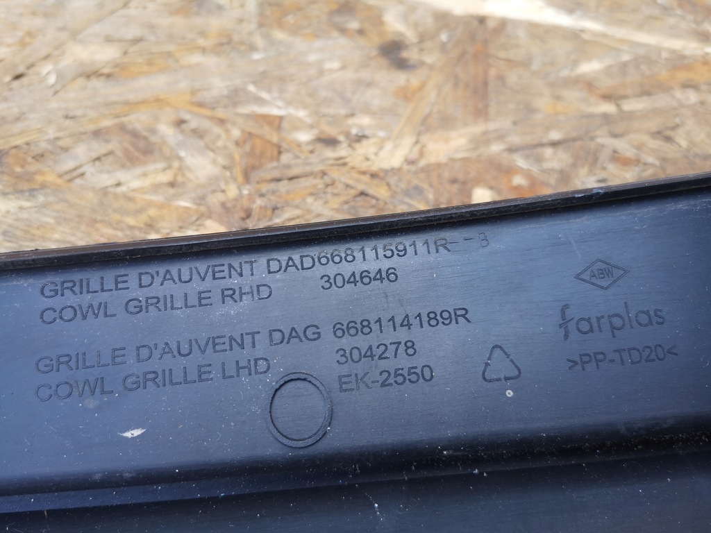 фото №9, Renault clio v жабо góra dół europa