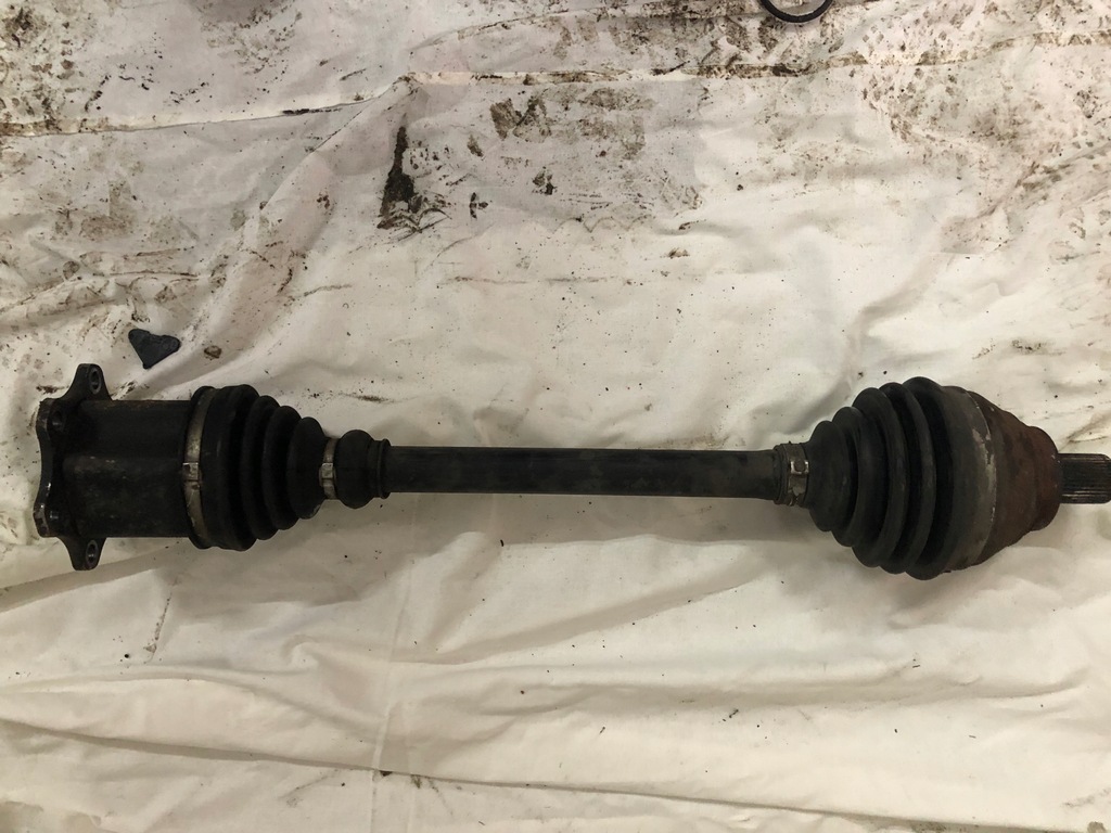 фото №1, Vw t-roc приводной вал правая перед 2.0 tfsi