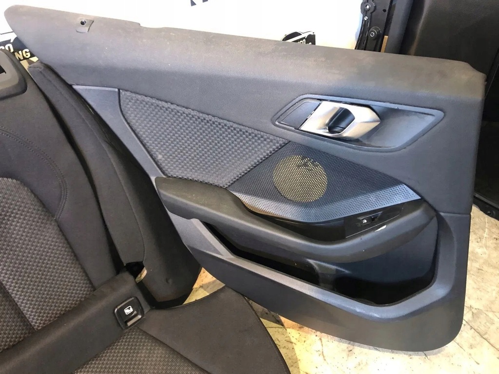 фото №15, Сидіння оббивка bmw 1 f40 матеріал механічна коробка передач