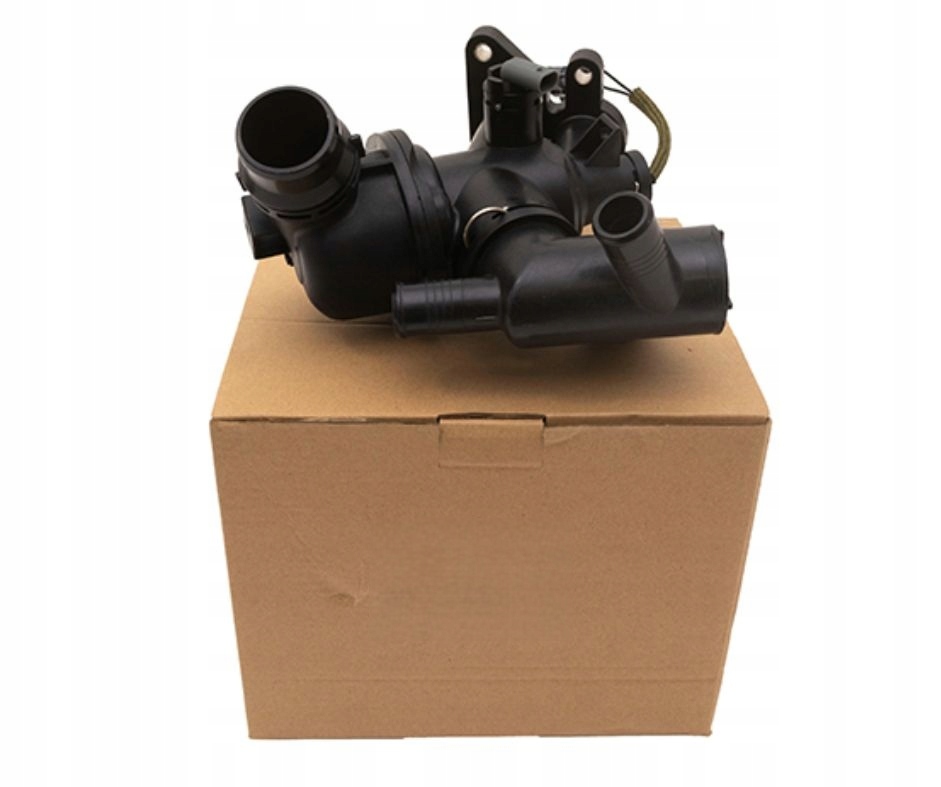 фото №1, Термостат land rover discovery sport range rover evoque 2,0 дизель lr105975