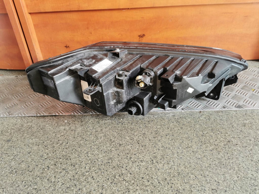 Купити Фара перед лівий led європа  tesla x 103431800d