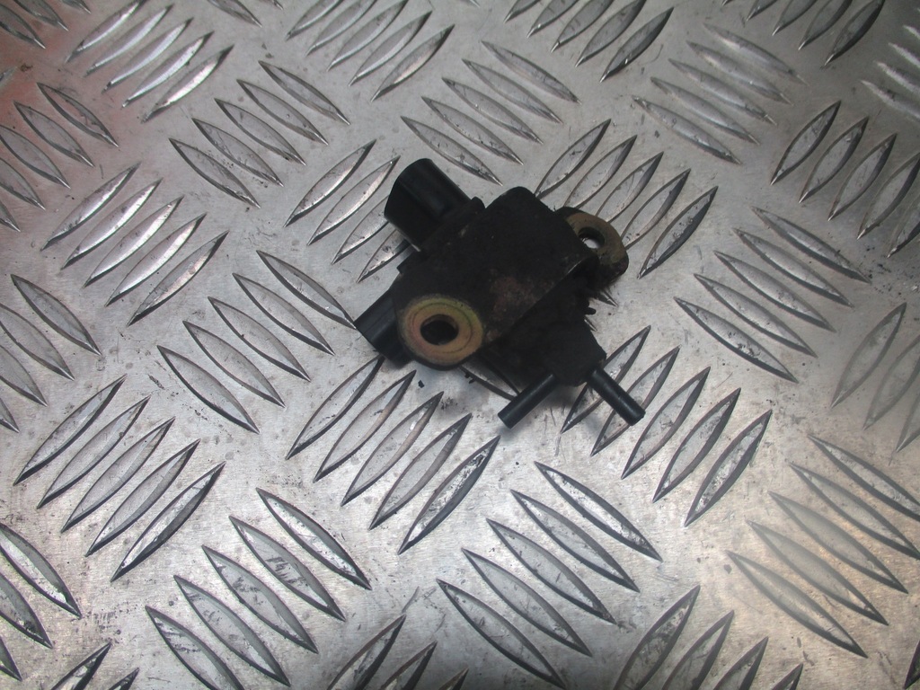 фото №1, Клапан вакуумa ford mondeo mk3 1s7g-9j559-ba