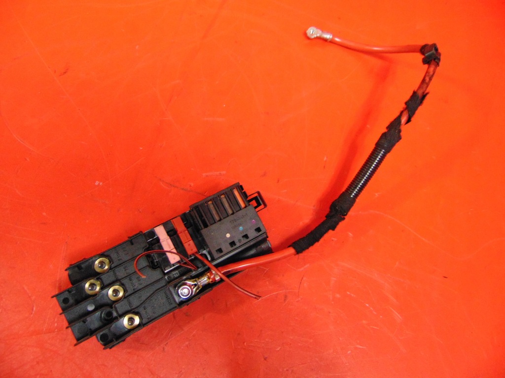 фото №1, Mercedes r-klasa 251 w251 w164 коробка запобіжників 2115452601