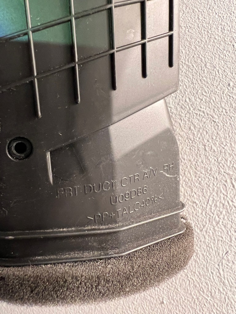 фото №3, Hyundai i40 2011- консоль радіо панель корпус