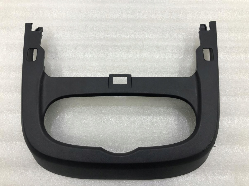 Купить Панель рамка консоли dacia duster i lift 15r