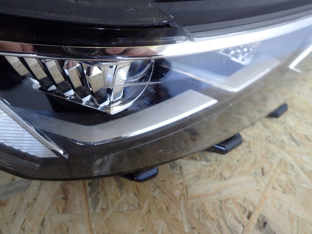 фото №2, Лампа правая правый full led vw t roc a11 2ga941036h