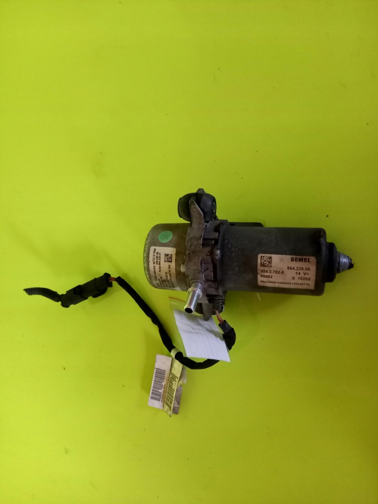 фото №1, Насос вакуум 9670101980 peugeot 3008 i 12r